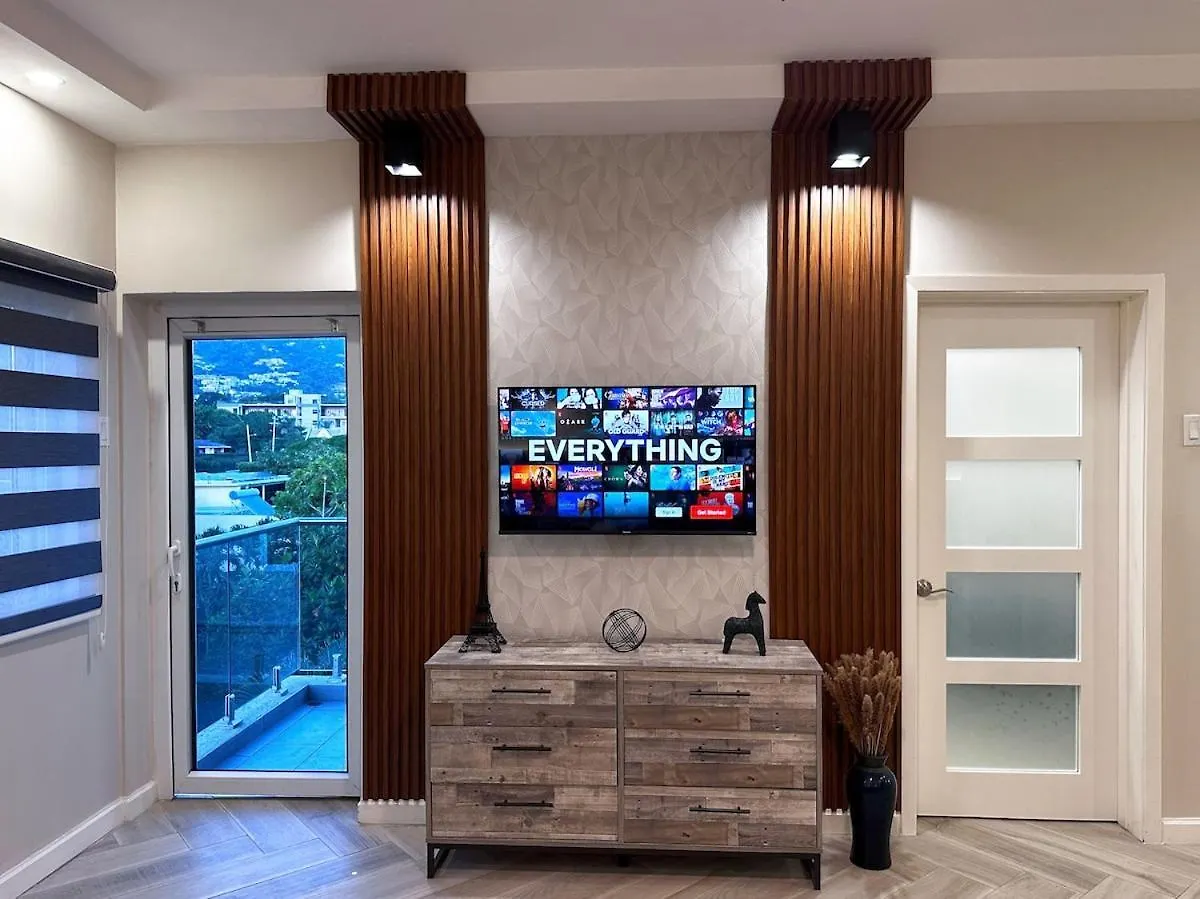 Modern And Cozy 1Br Condo In Kgn Kingston Daire